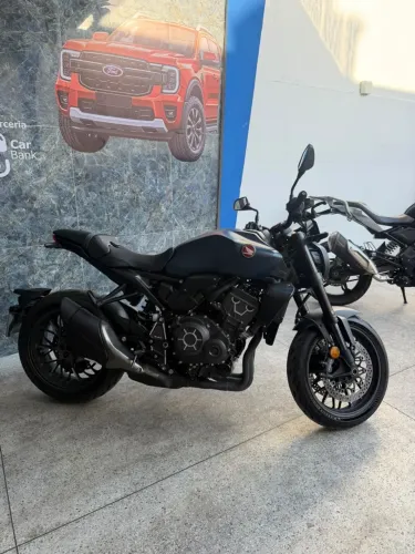 Honda CB 1000r Black Edition 2024