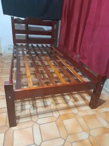 CAMA SOLTEIRO MADEIRA MACIÇA
