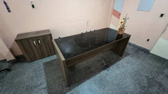 Mesa consultório