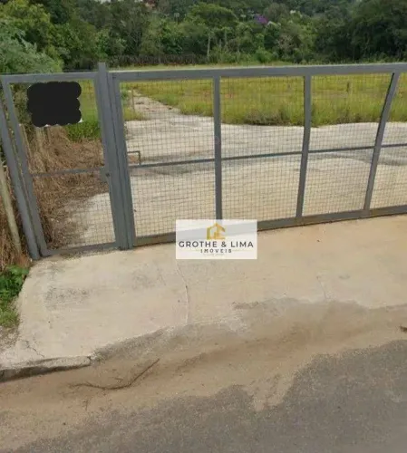 Área para locação com 8 mil m² em Taubaté, SP