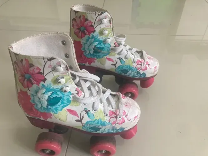 Patins florido tam 31