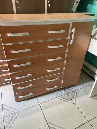 CÔMODA 6 GAVETAS