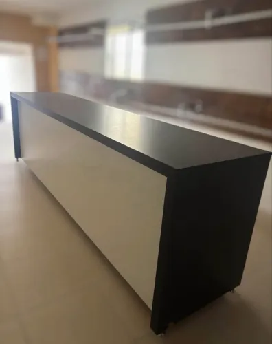 Balcão de loja semi novo 