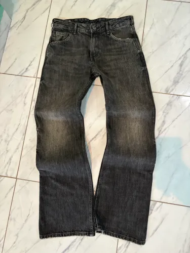 Calça jeans Zara flare/bootcut