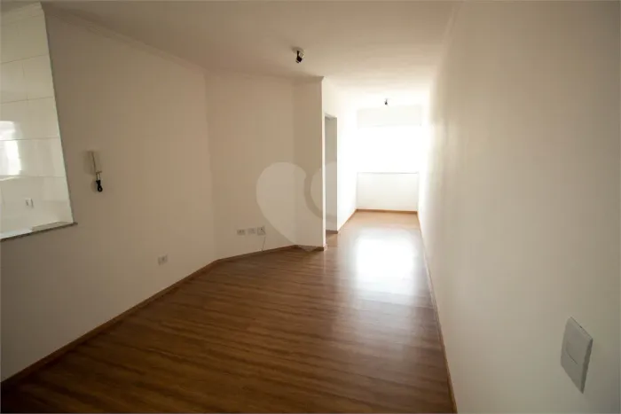 Apartamento para alugar com 2 quartos no condomínio Santa Virginia, São Roque - SP