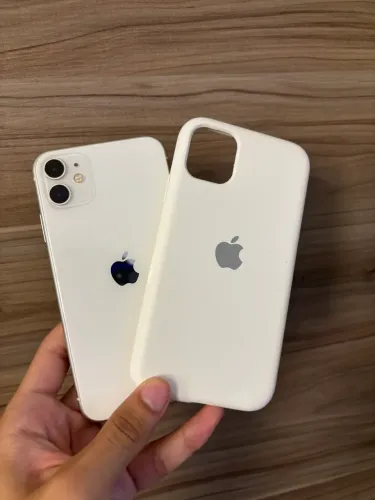 iPhone 11 64gb 74%?
