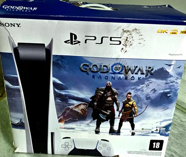 Vendo PS5 Mídia Física (825 GB) + 2 Controles + 9 Jogos