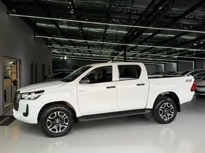 Toyota Hilux CD 4X4 2.8 Diesel Aut. 2024