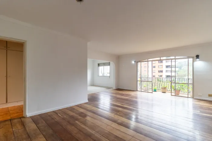 Apartamento para venda em Real Parque com 2 quartos, sendo 2 suítes, 144m²