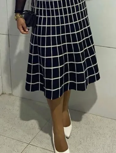 Saia longa midi godê xadrez 