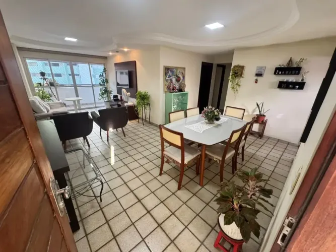 Apartamento Amplo na Av. Rui Carneiro | 135m² em Tambaú