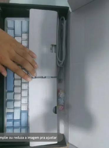 Teclado Mecânico Aula F75 Novo com Knob e Iluminação RGB e Cabo USB
