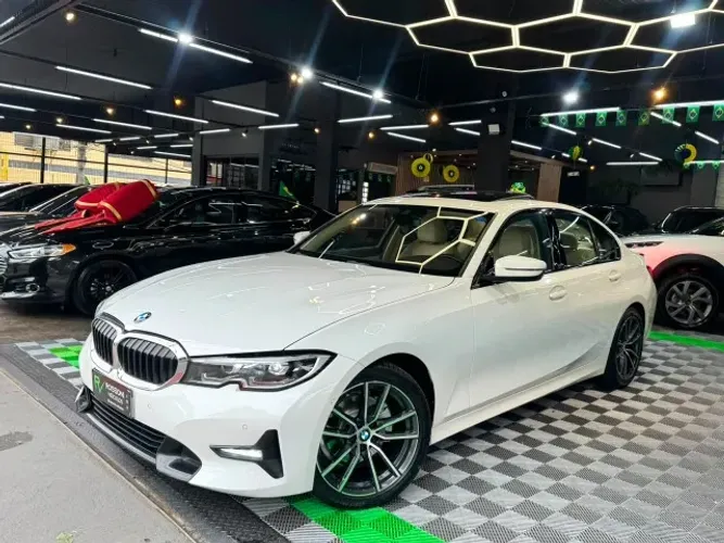 BMW 320I A Modern/sport TB 2.0/a.flex 16V 4P 2022