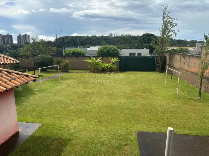 Venda de Terreno / Padrão na cidade de Araraquara