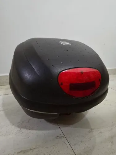 BAÚ GIVI 33L + SUPORTE FAZER 250