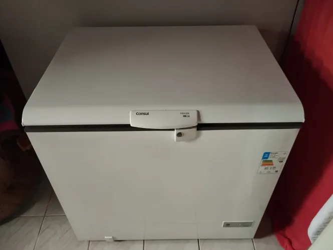 Freezer Consul CHA31F 309L - Menos de 2 anos de uso + Nota Fiscal
