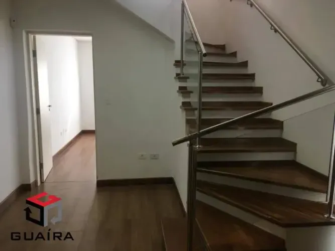 Sobrado 121 m² Localizado No bairro Alpina Santo André - SP