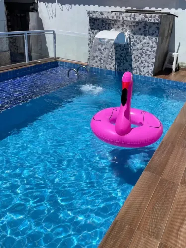 Casa temporada: com piscina próximo da praia em Itanhaém