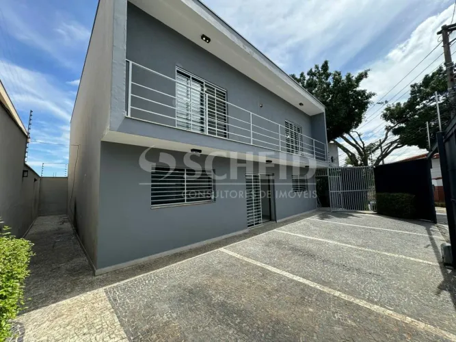 SOBRADO COMERCIAL COM DIVERSAS SALAS - 4 VAGAS