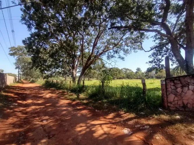 Lote/Terreno para venda tem 45550 metros quadrados em Área Rural - Goianira - GO