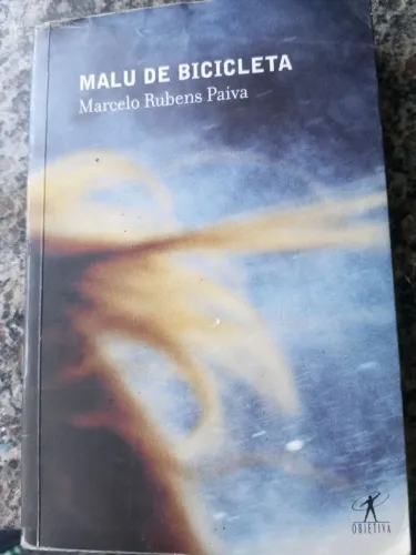 Livro " Malu de bicicleta "