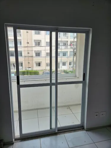 Porta de Correr Alumínio e Vidro - Retirada De Reforma