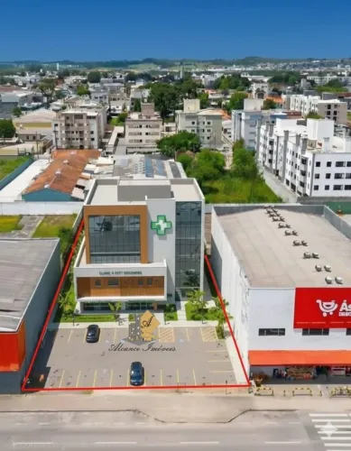 TERRENO EM PINHAIS COM 2.000 M2 PRONTO PRA CONSTRUIR