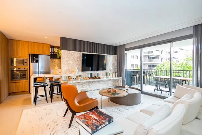 Apartamento com 3 dormitórios à venda, 133 m² por R$ 2.848.118,91 - Alto da Glória - Curit