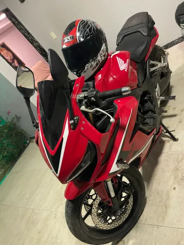 Cbr 650 r