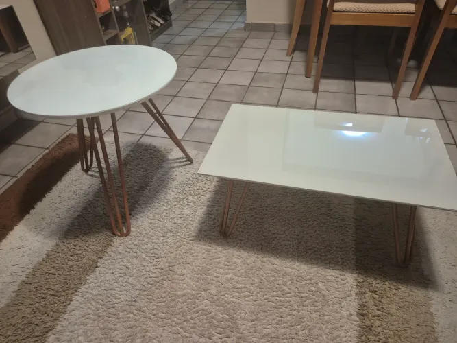 Conjunto de mesa lateral e centro