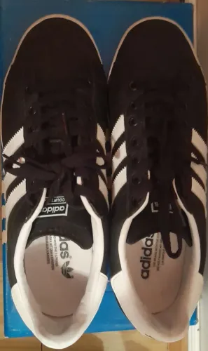Tênis - Adidas: COURT STAR (TAMANHO 41) Preto & Branco