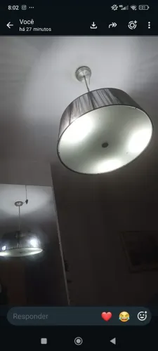 Lustre elegante preto vai5 lâmpadas tenho2 unidades retirar no canto do forte praia gr