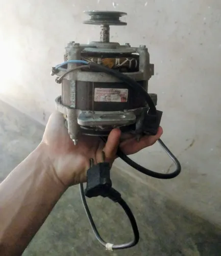 Motor de Tanquinho Colormaq 1/4 de potência 