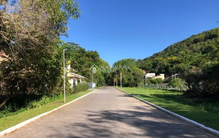terreno em condominio RIO TAVARES