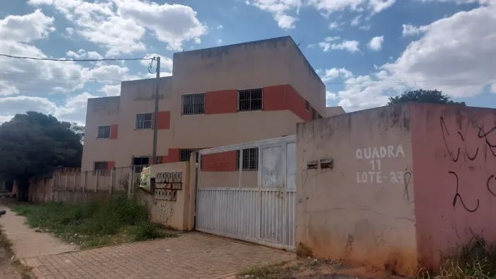 Apartamento térreo e reformado no napolis A na ocidental até 100% financiado e taxas grati