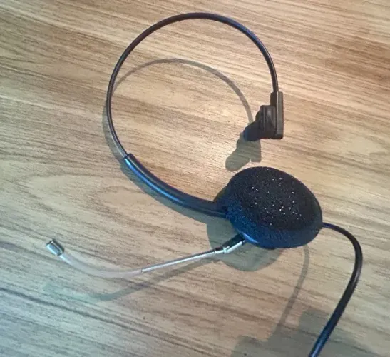 Headset com Microfone flexível, entrada USB - Phonetech