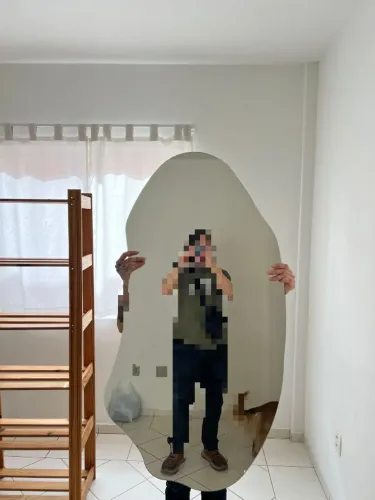 Espelho de parede formato orgânico