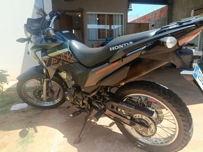 Xre 190 Adventure Verde musgo 2024