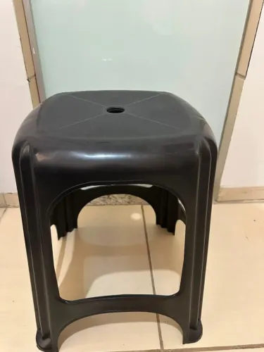Banqueta de plástico Tramontina