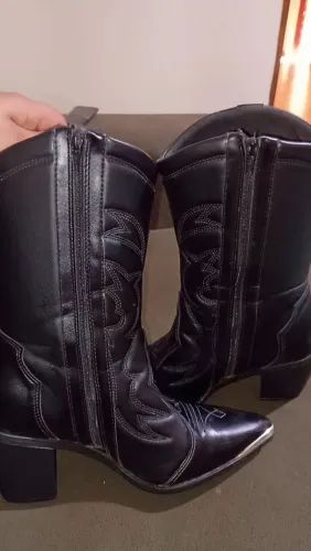 Bota Preta cano alto com salto