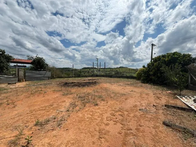 Terreno à venda no bairro Lambari - Guararema/SP