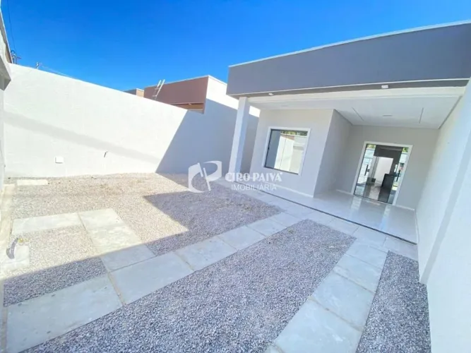 Casa com 2 dormitórios à venda, 90 m² por R$ 280.000,00 - Chácara da Prainha - Aquiraz/CE