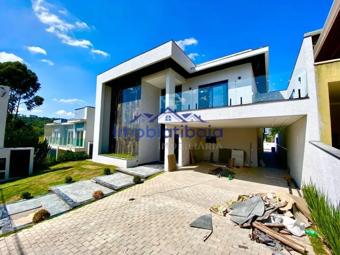 Casa à venda Condomínio Figueira Garden em Atibaia - 600 m²