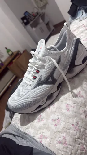 Tênis mizuno 