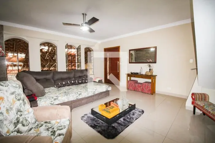 Casa à Venda - Vila Gustavo, 3 Quartos, 230 m2
