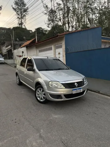 Renault Logan Expression Hi-flex 1.6 8V 4P 2011