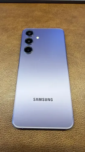 Samsung Galaxy S24 256GB | Cobalt Violet