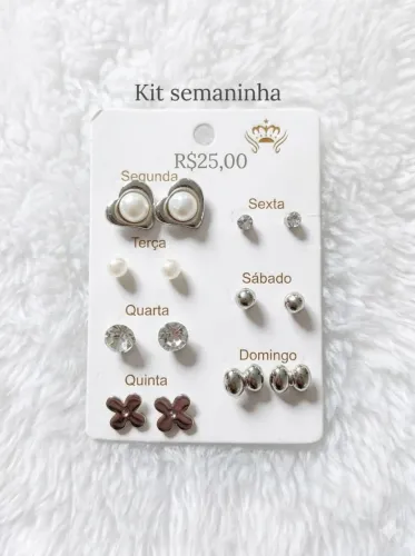 Cartela de brinco semaninha