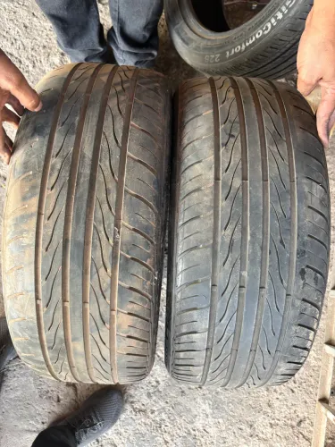 Par de Pneus 205/50/17 Importados apenas R$350