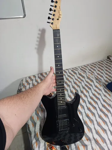 Guitarra Tagima TG 510